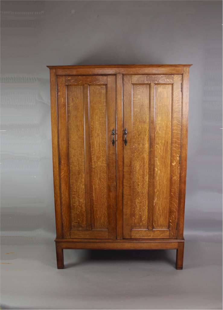 Arts and Crafts bedroom furniture by Arthur Simpson and the Handicrafts of Kendal Art Furniture