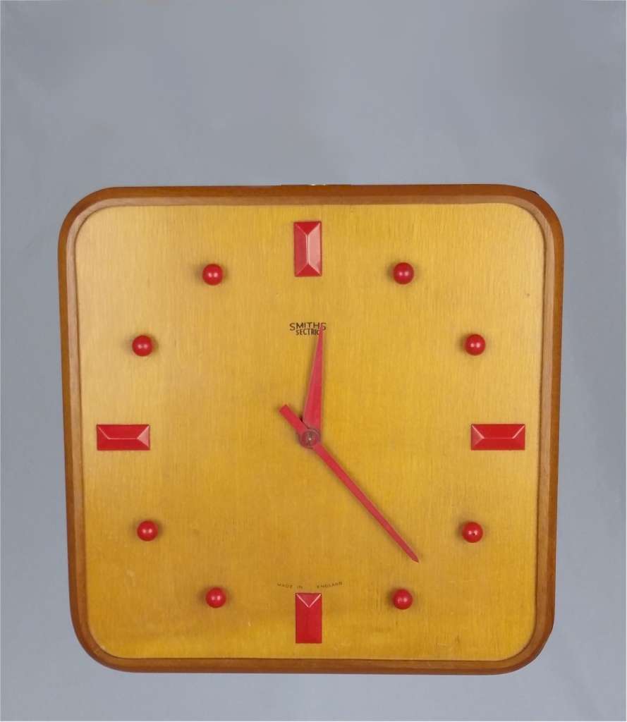 Mid Century English electric wall clock by Smiths CLOCKS Art Furniture