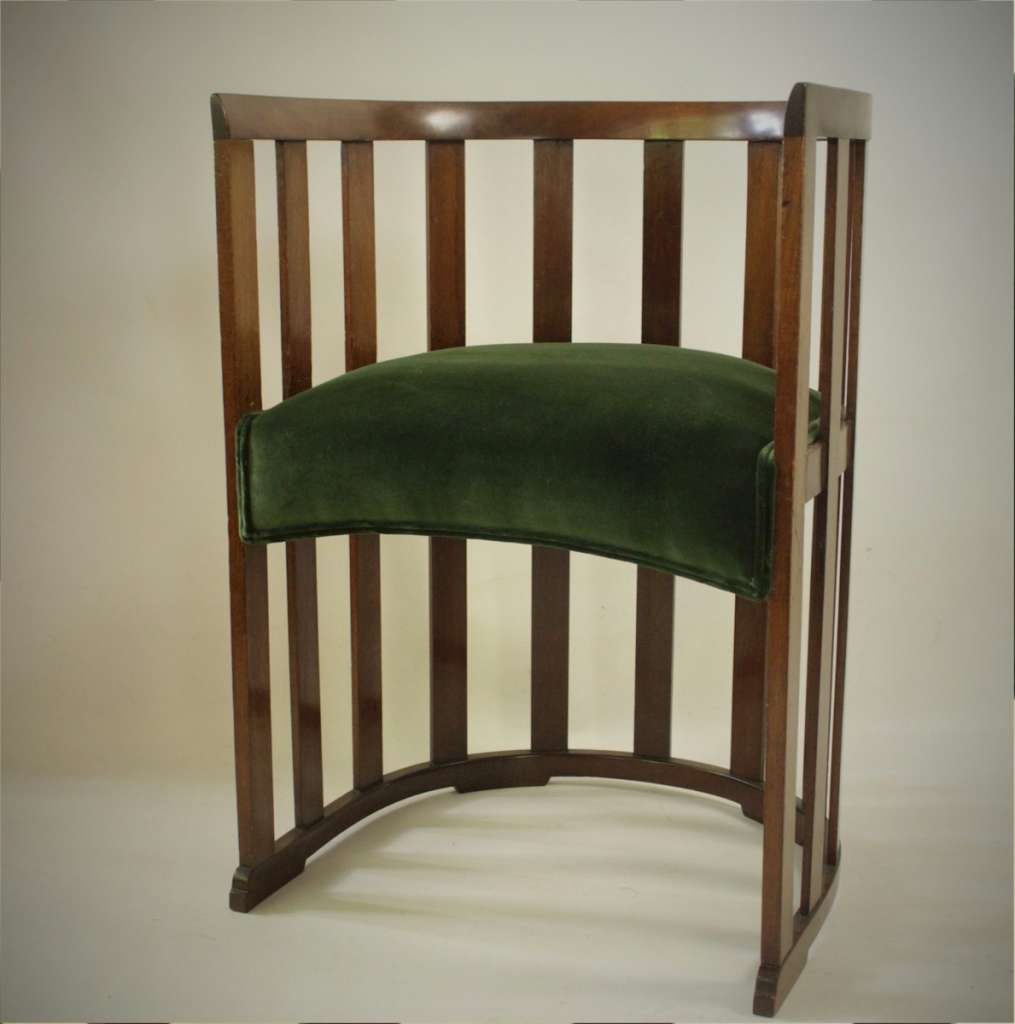 Arts and Crafts mahogany Tub Barrel chair