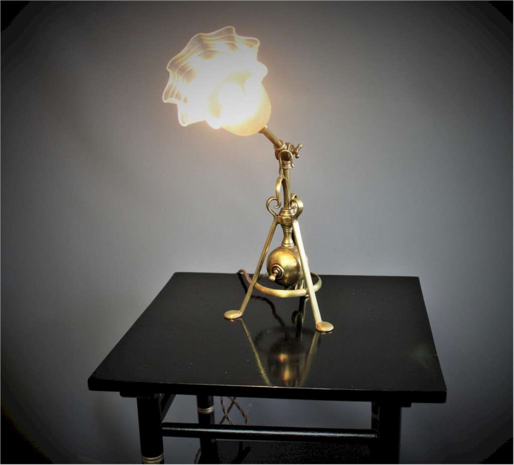 Arts and Crafts brass Pullman lamp