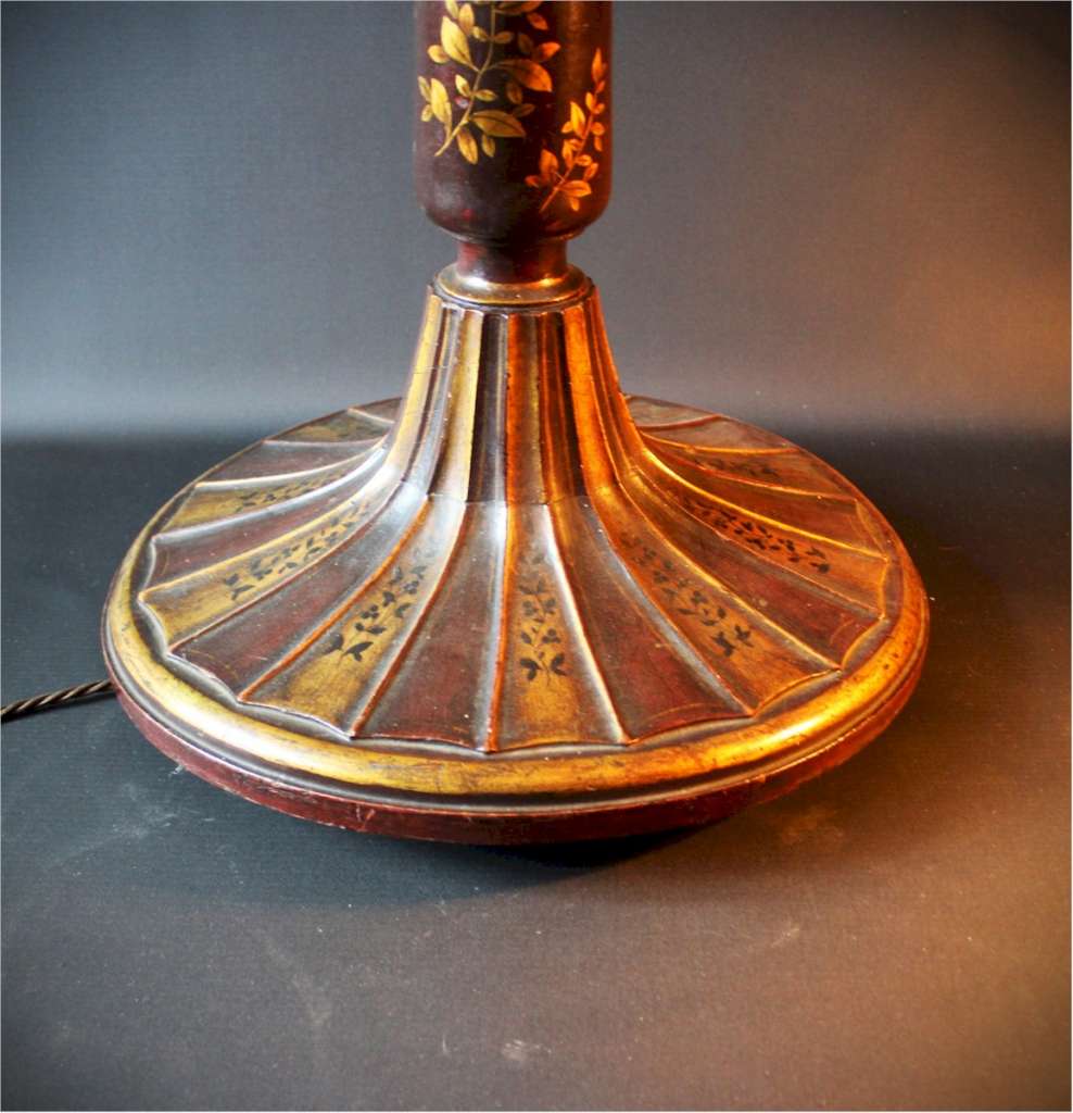 Aesthetic Brown lacquered floor lamp