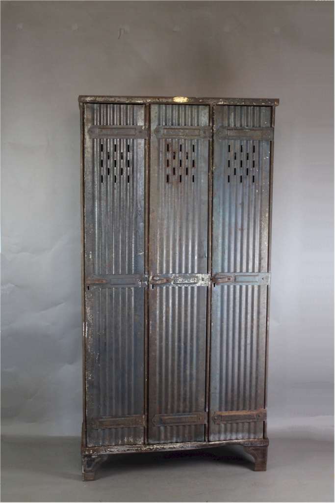 French Industrial metal locker by Strator of Strasbourg