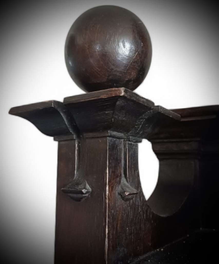 Arts and crafts bookcase in dark stained oak