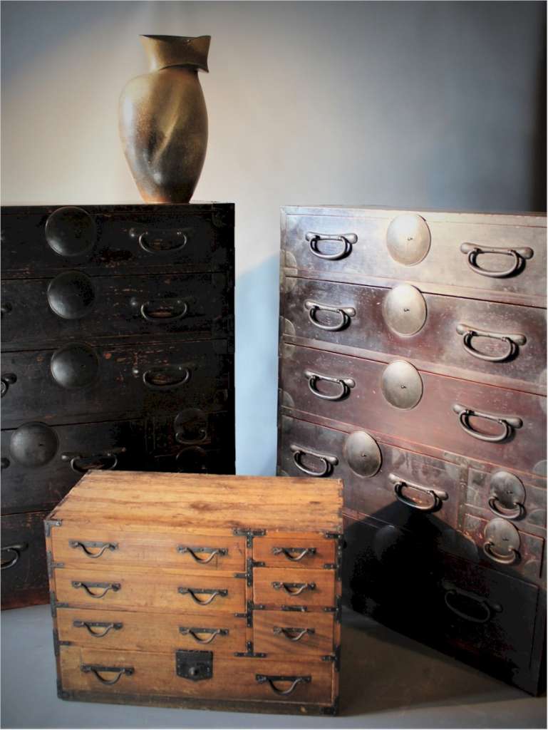 Tansu Japanese chest of drawers