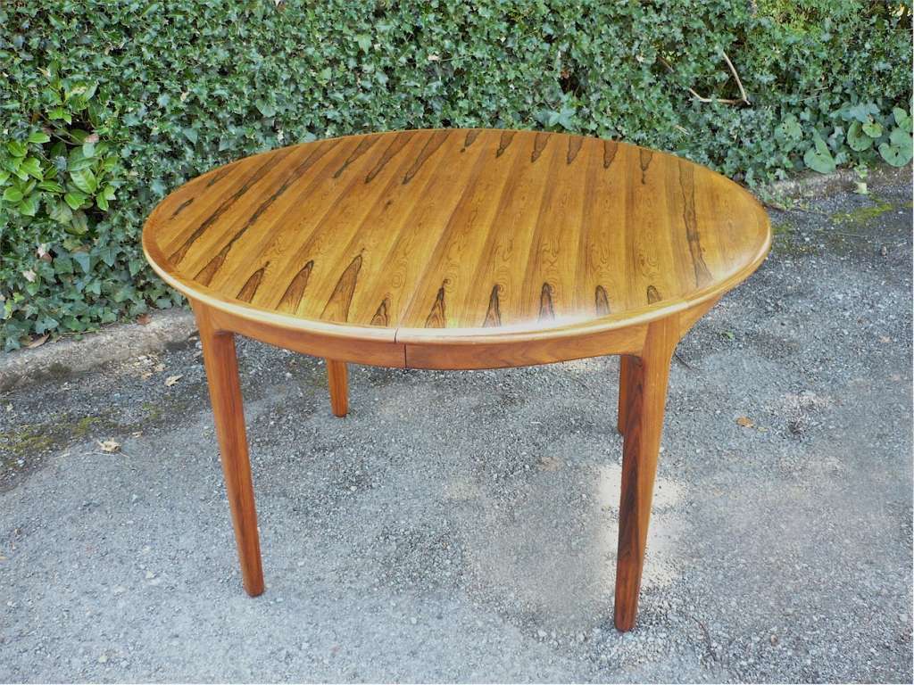 Danish Rosewood Dining Table by Henning Kjaernulf