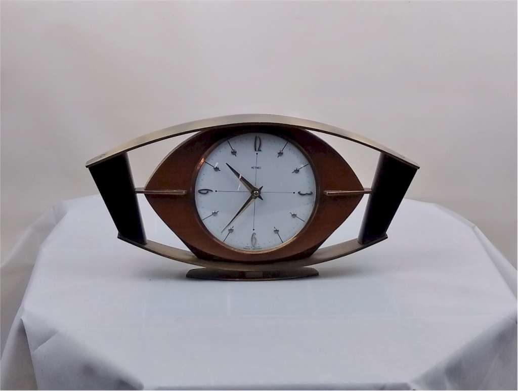 Stylish Mid Century clock by Metamec