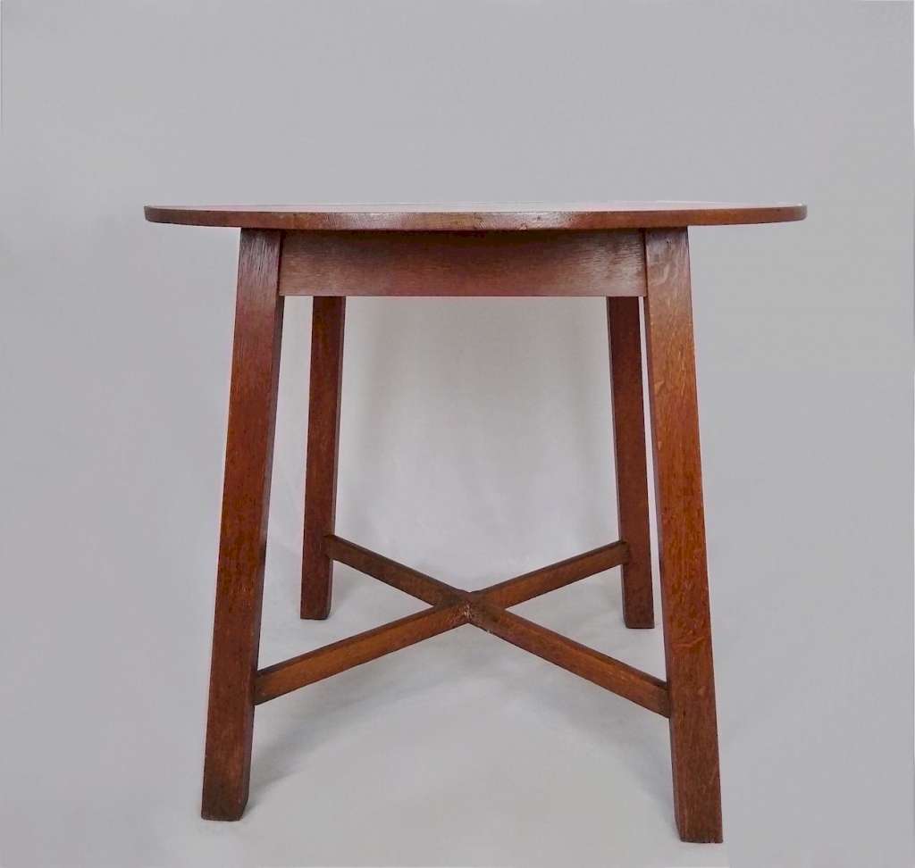 Heals oak centre / dining table LATEST STOCK Art Furniture