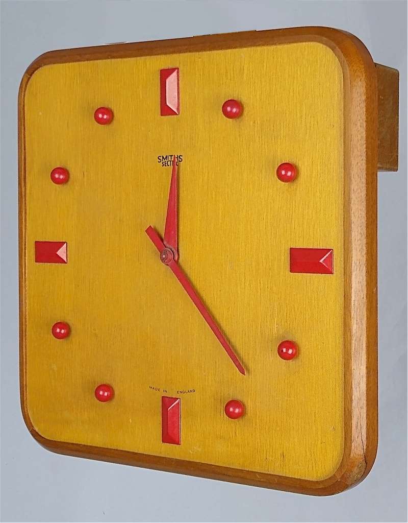 Mid Century English electric wall clock by Smiths Clocks Art Furniture