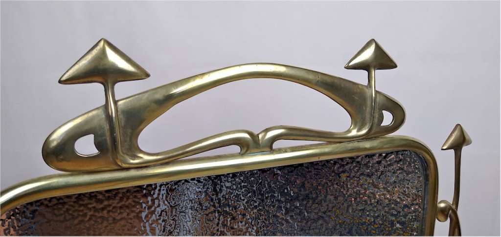 Arts and crafts fireguard in brass