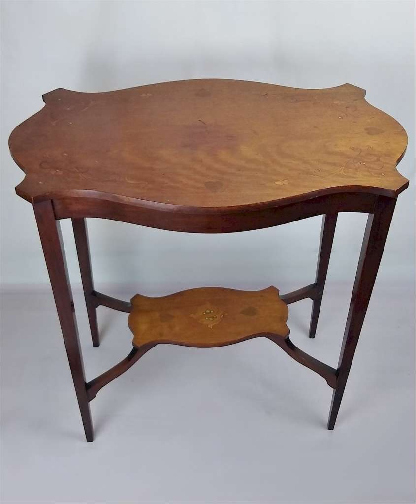 Art nouveau table inlaid with pewter and boxwood