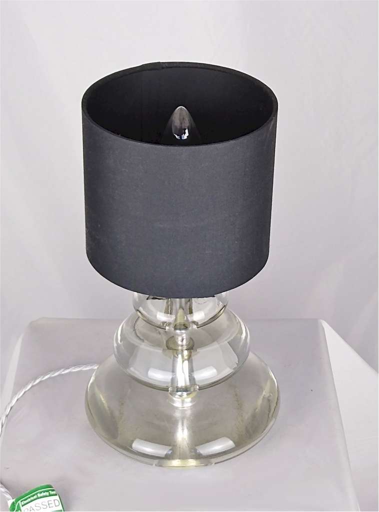 Glass pebble table lamp