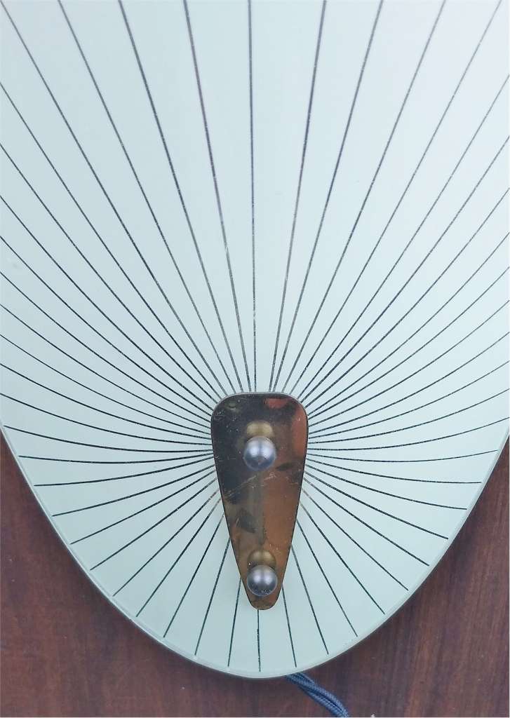 Stylish Mid Century wall light glass & brass