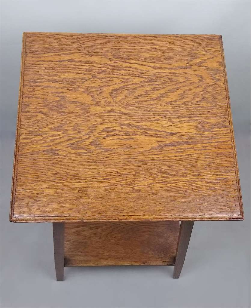  Arts and crafts occ table with Yin Yang decoration