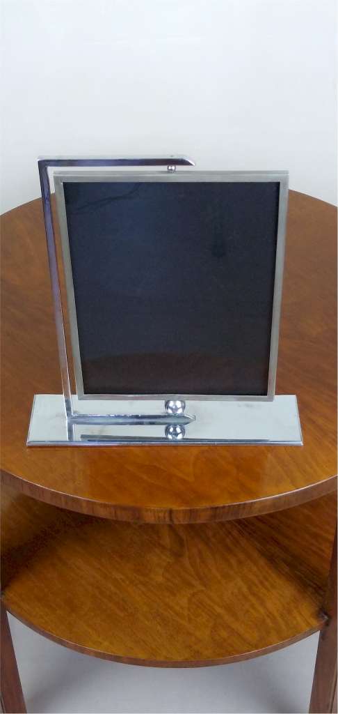 Art Deco revolving photo frame in chrome and glass