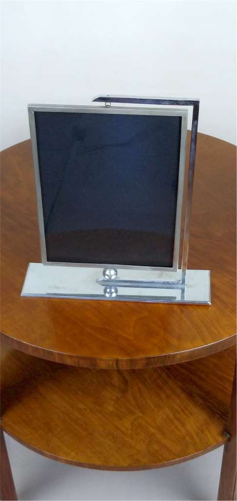 Art Deco revolving photo frame in chrome and glass