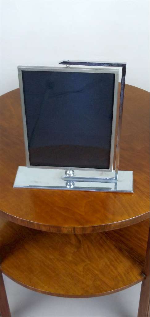 Art Deco revolving photo frame in chrome and glass