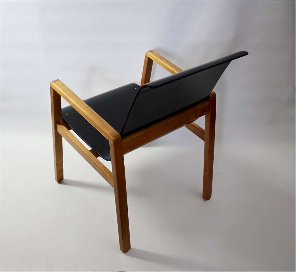 alvar Aalto Finmar 403 hallway chair