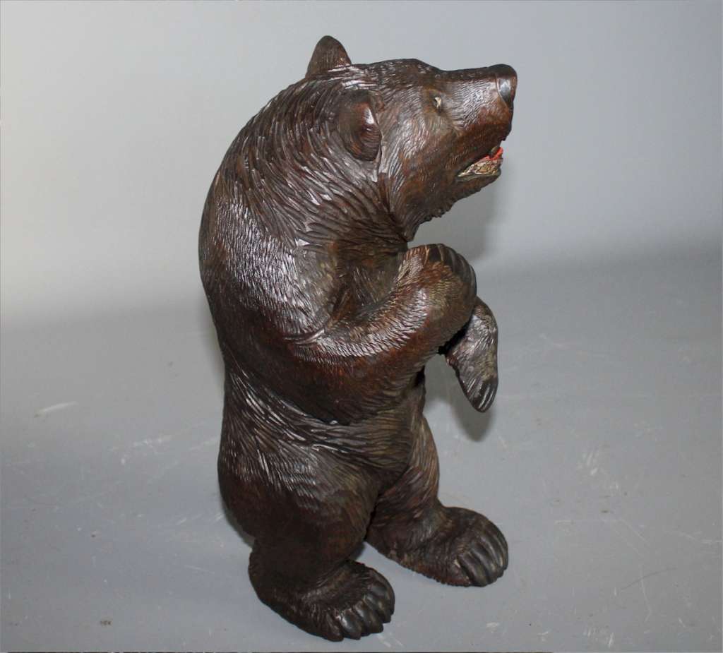 Black Forest wooden carved bear | | Art Furniture