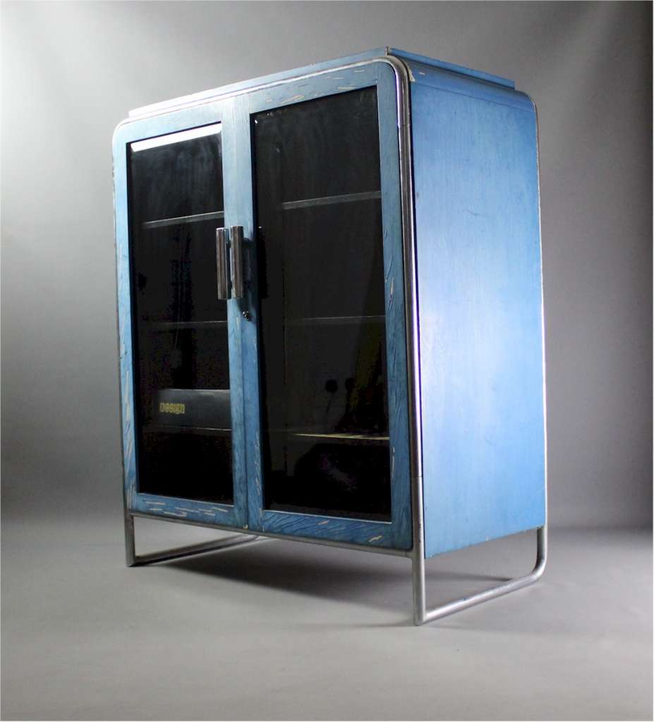 Early Bauhaus cabinet by Thonet