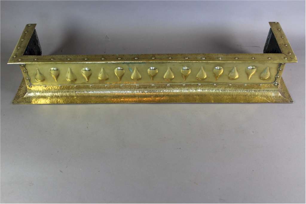 Good quality arts and crafts brass fire fender , circa 1900