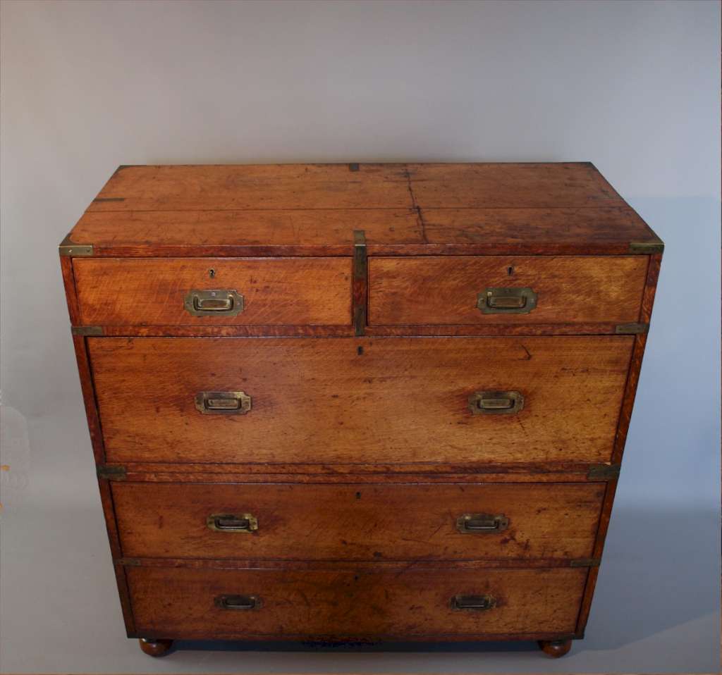 Antique campaign chest of drawers in solid oak Art Furniture