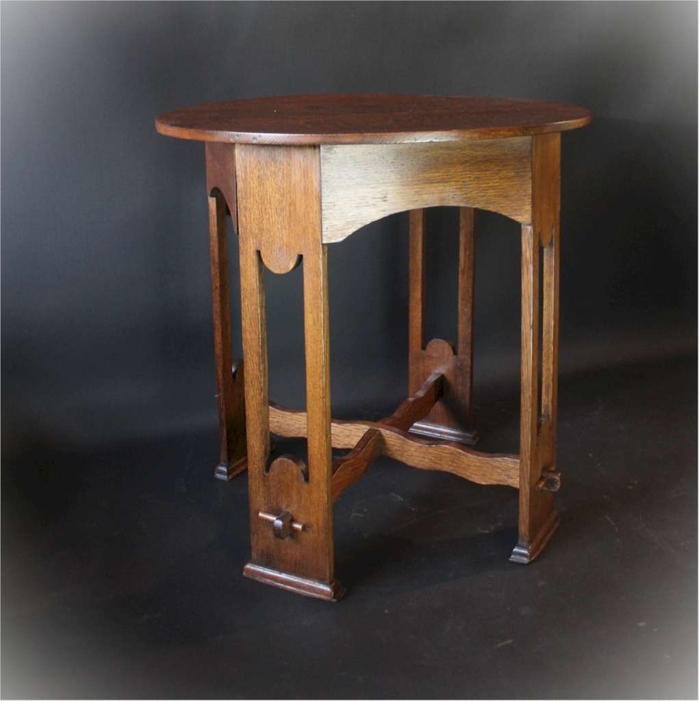 Arts and Crafts oak side table