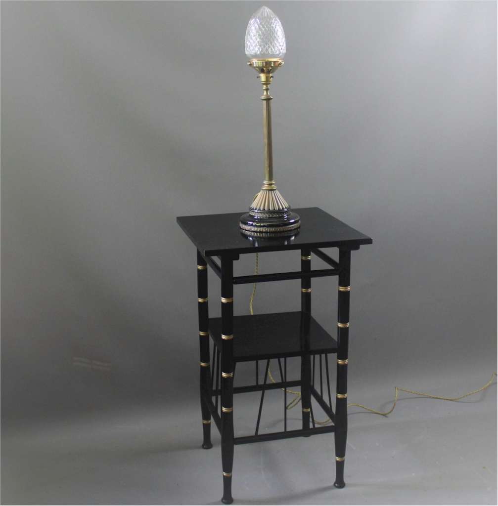 Godwin Aesthetic side table Art Furniture