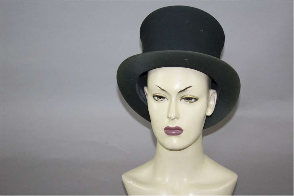 Original 1970's mannequin head with striking eyes Art Furniture