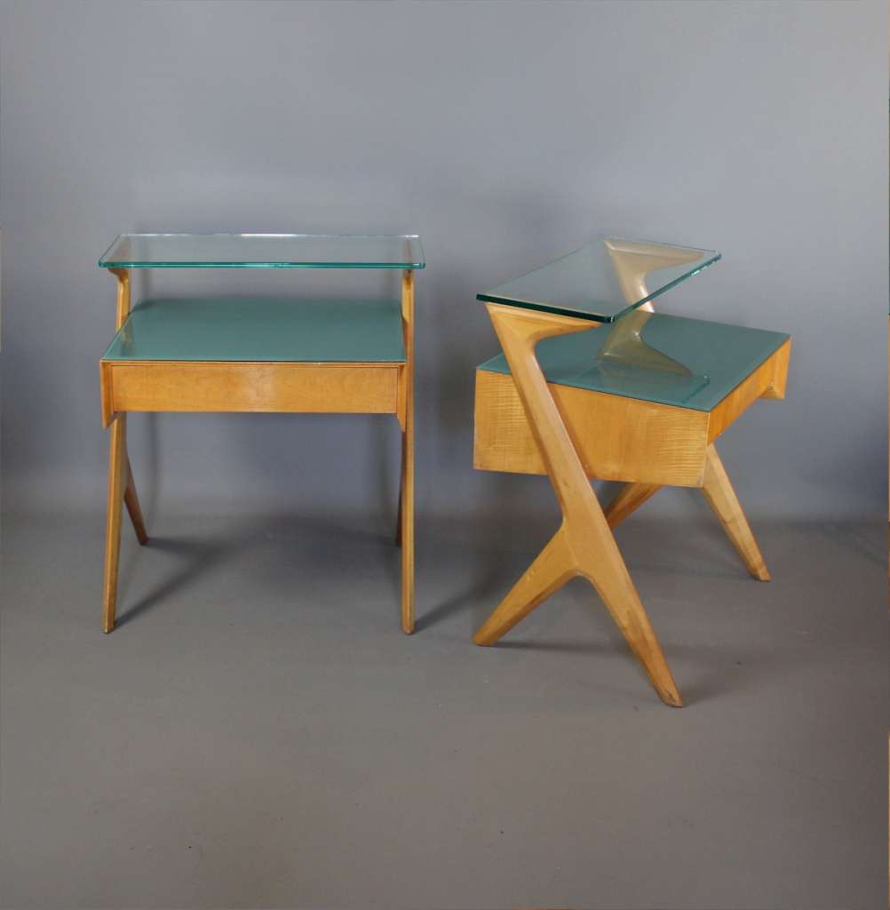 Pair of stylish Italian bedside cabinets c1950's