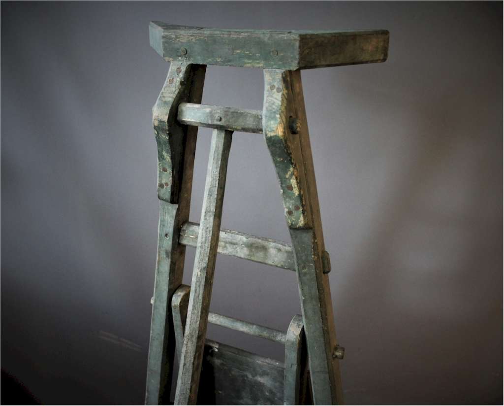 Antique Artists seat