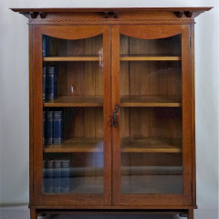 Arts and crafts bookcase top