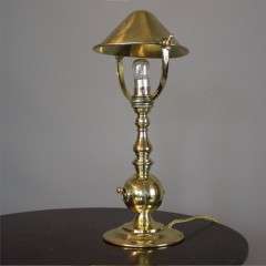 Good Edwardian brass table lamp