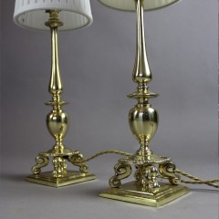  Good quality pair of Edwardian brass table lamps