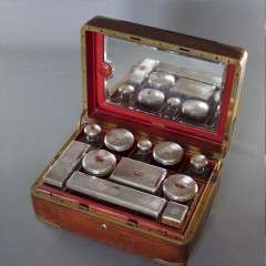 Victorian French travelling vanity box