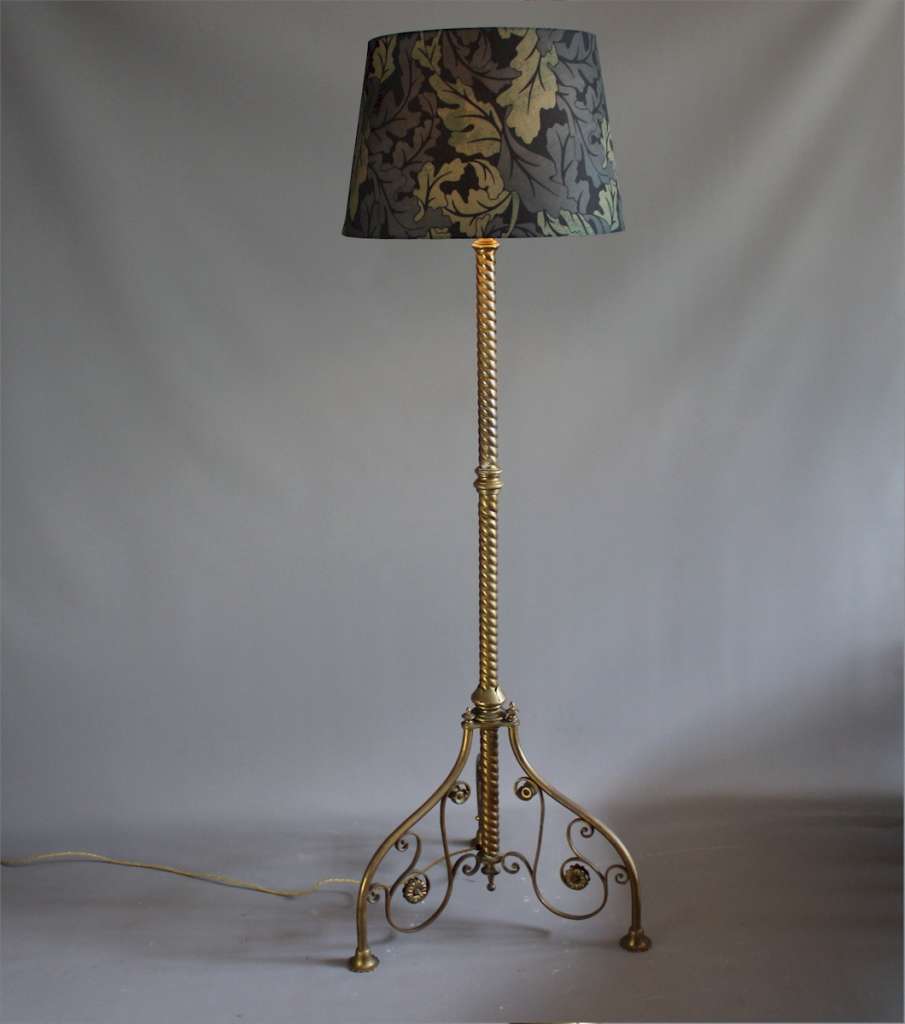 Victorian Aesthetic Movement brass floor lamp | LIGHTING / Floor | Art