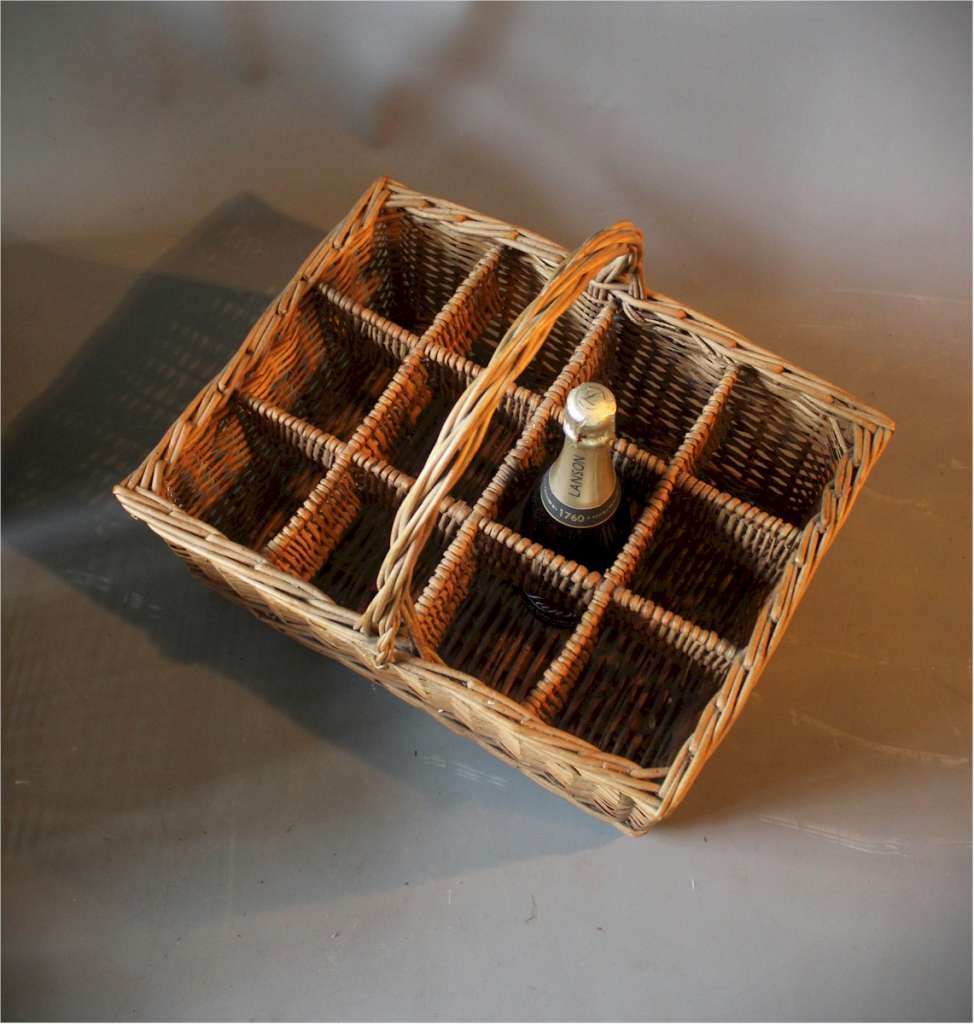 Wicker basket bottle carrier