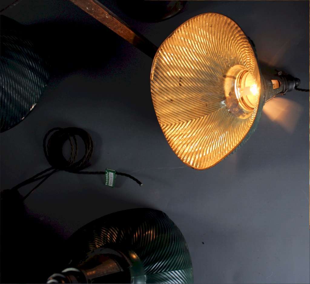 Curtis of Chicago XRay Mercury glass reflector lamp shades Art